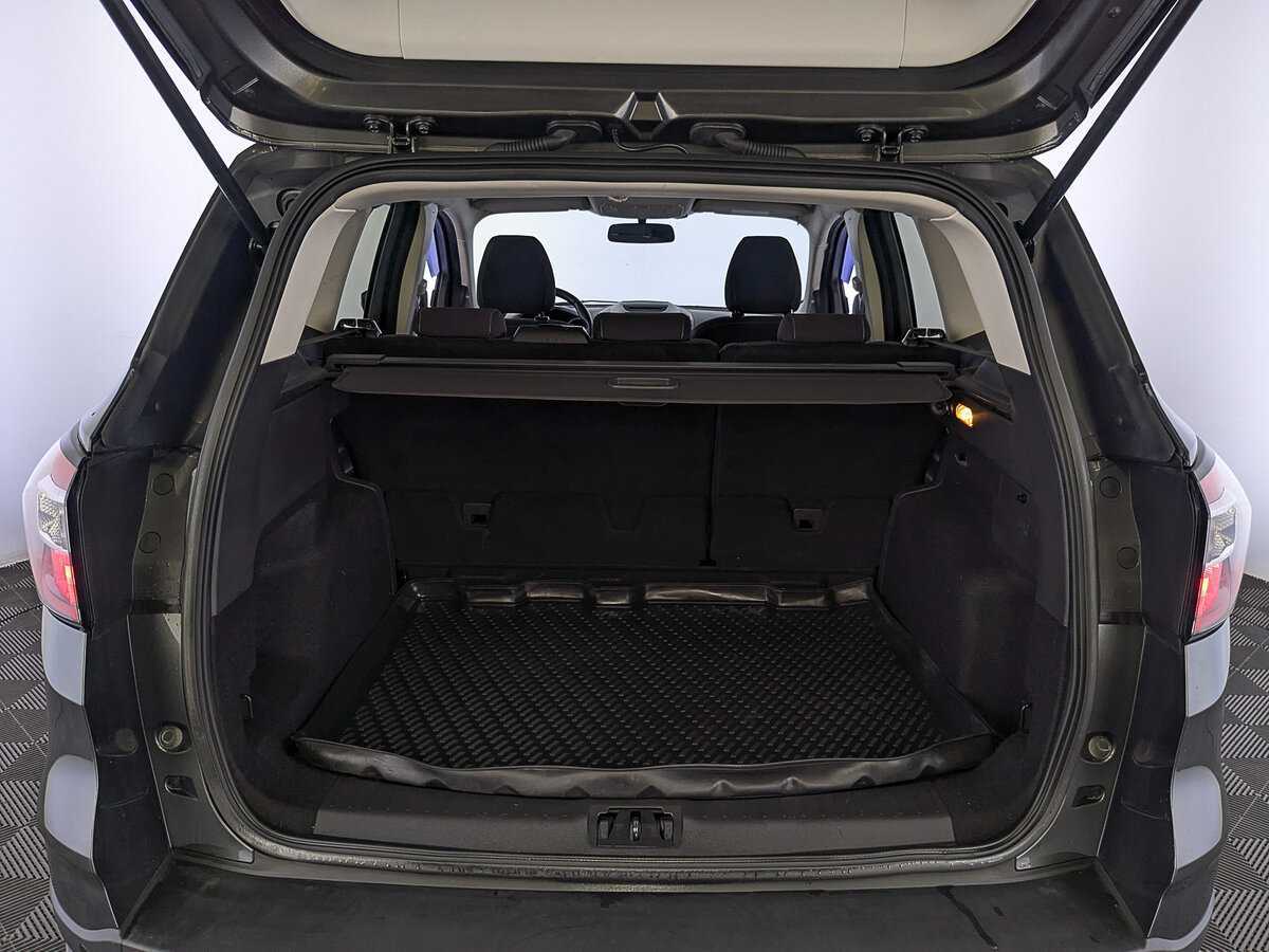 Ford Kuga, 2018 Фото №9