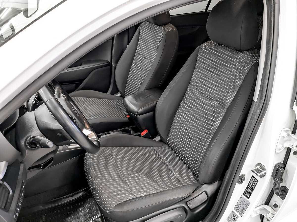 Kia Rio X-Line, 2017 Фото №18