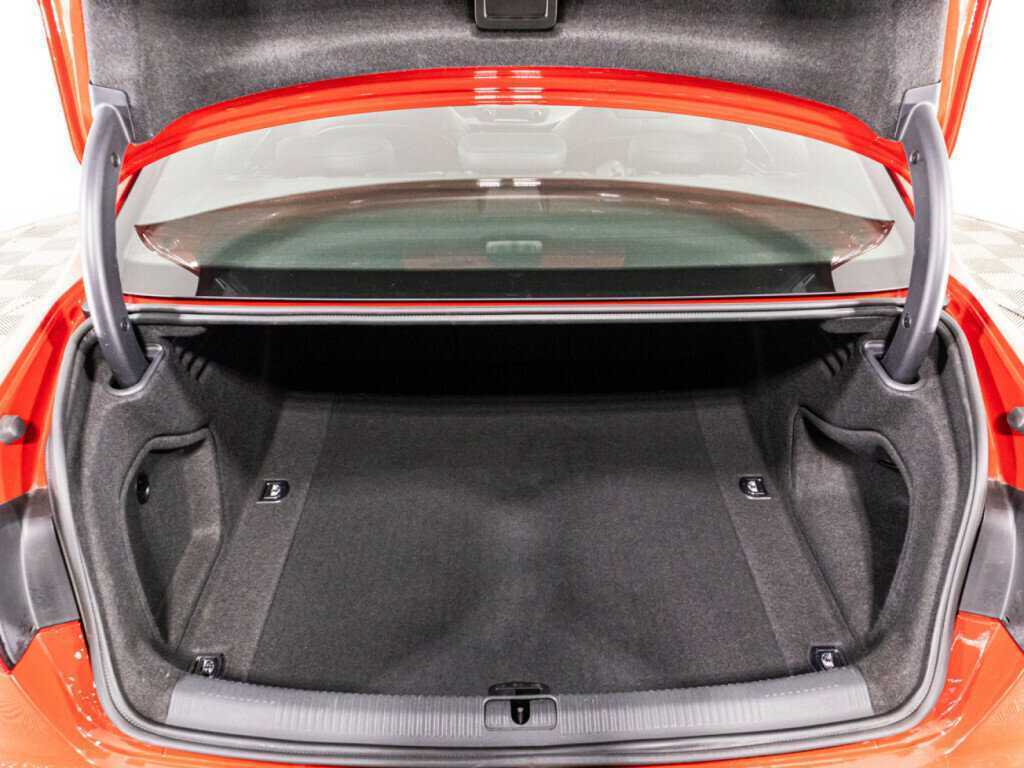 Audi A4, 2015 Фото №15