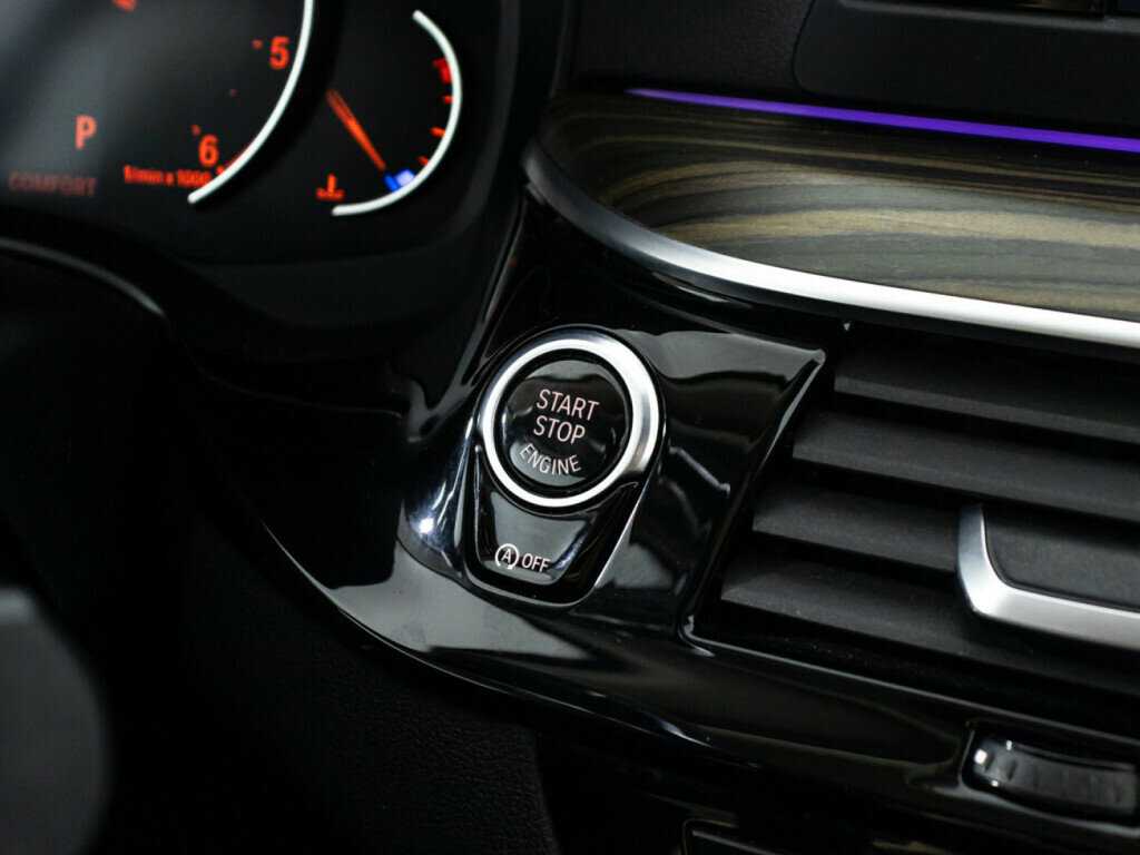 BMW 5 серии 520d xDrive, 2017 Фото №18