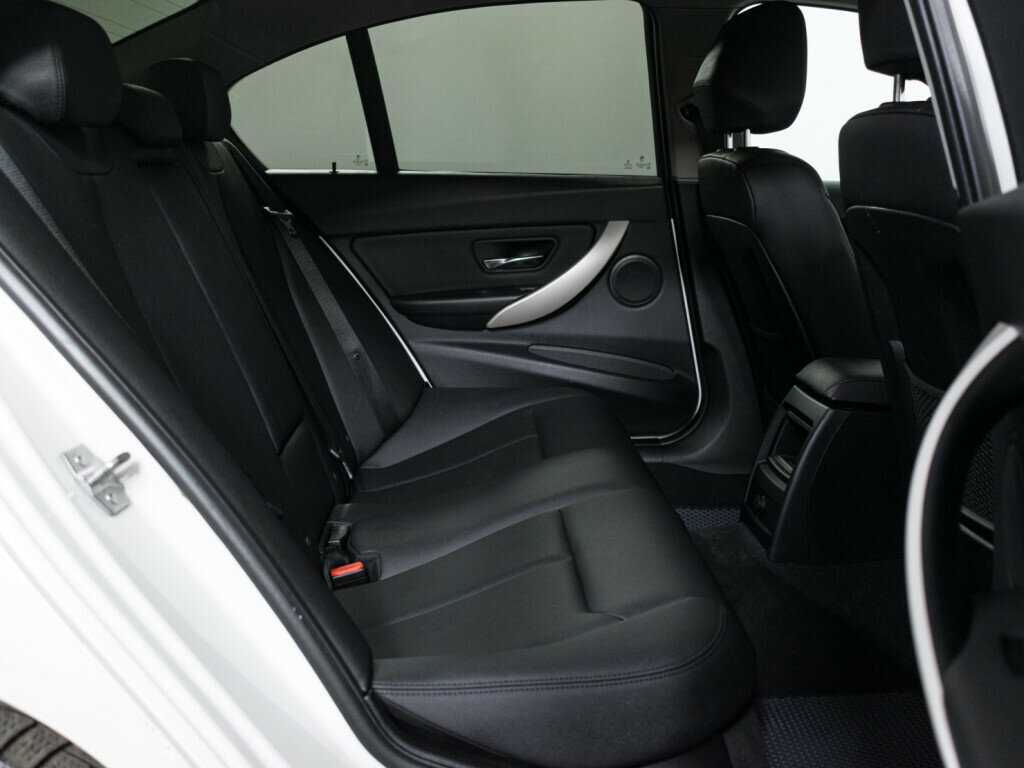 BMW 3 серии 316i, 2014 Фото №10