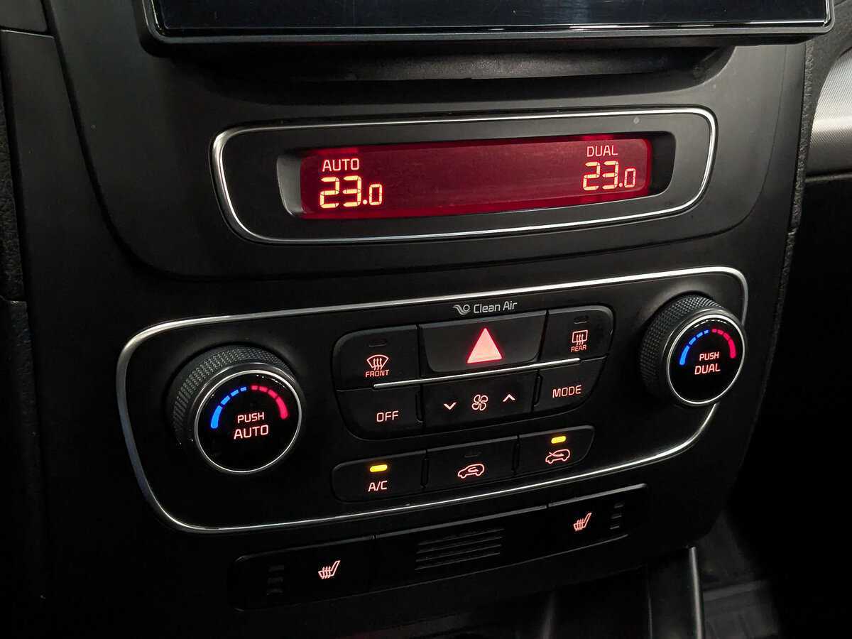 Kia Sorento, 2015 Фото №21