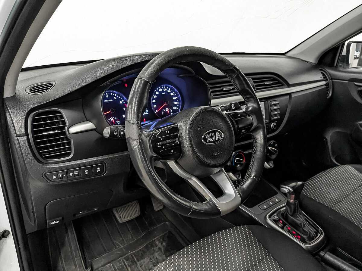 Kia Rio X-Line, 2020 Фото №14