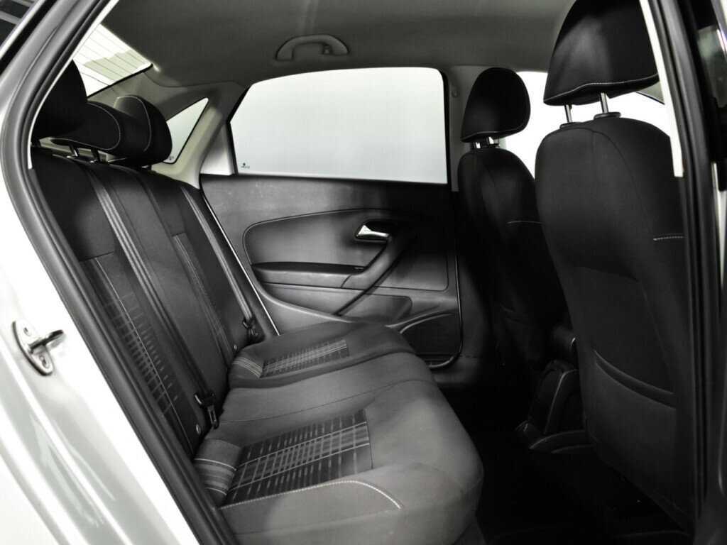 Volkswagen Polo, 2015 Фото №10