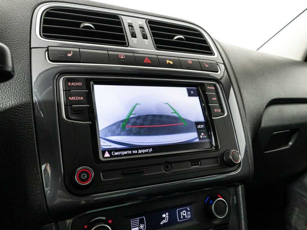 Volkswagen Polo, 2018 Фото №16