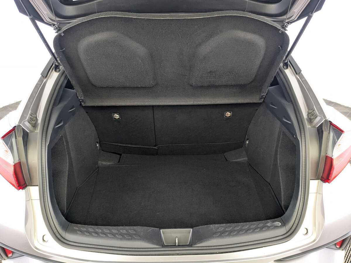 Toyota C-HR, 2017 Фото №10