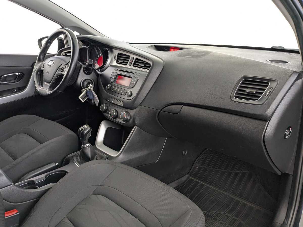 Kia Ceed, 2014 Фото №11