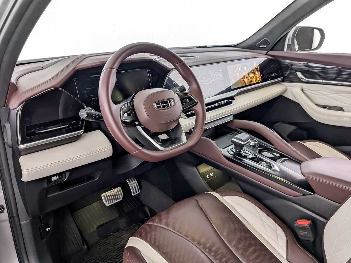 Geely Monjaro, 2022 Фото №16