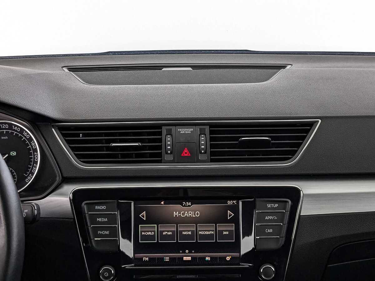 Skoda Superb, 2018 Фото №16