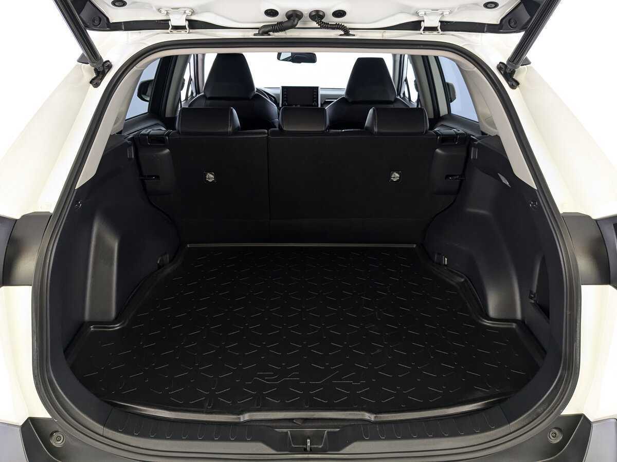 Toyota RAV4, 2021 Фото №10