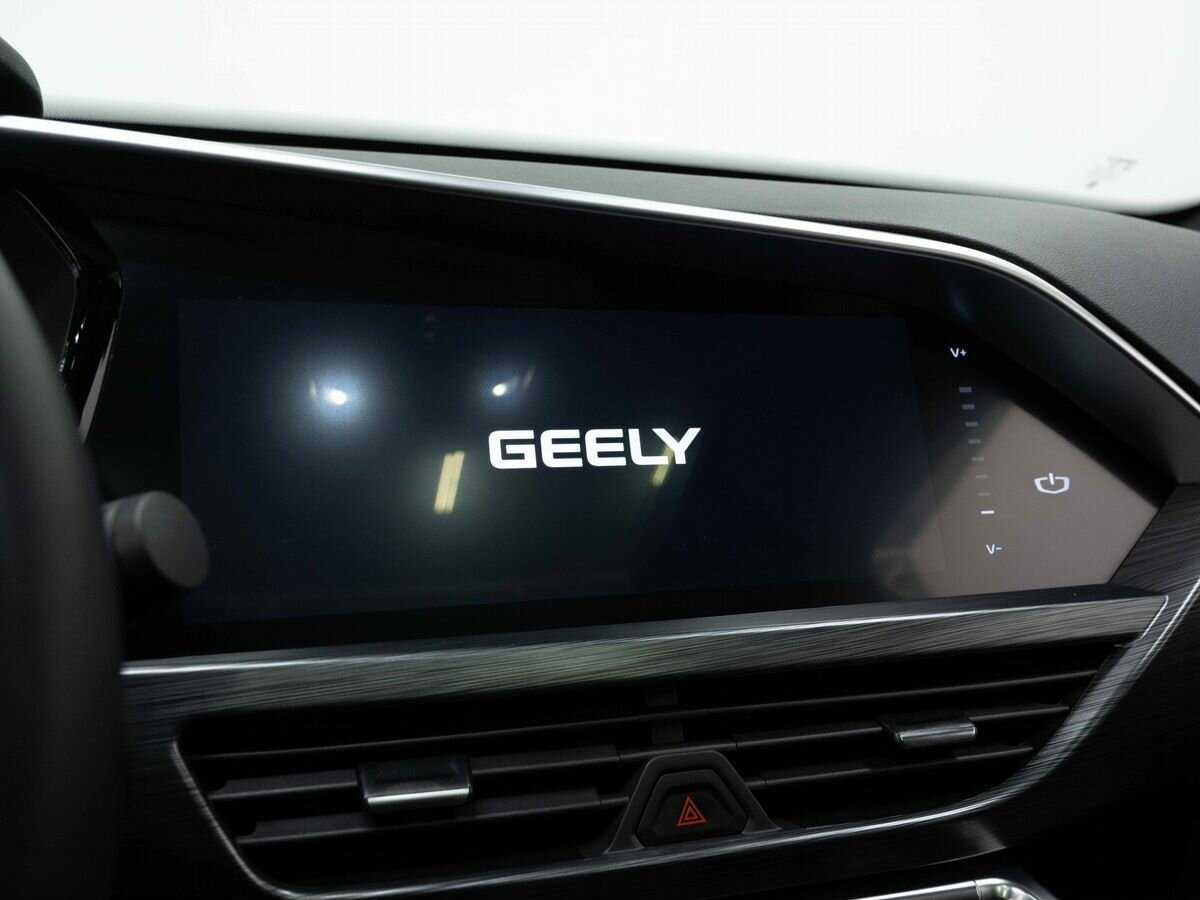 Geely Tugella, 2023 Фото №26