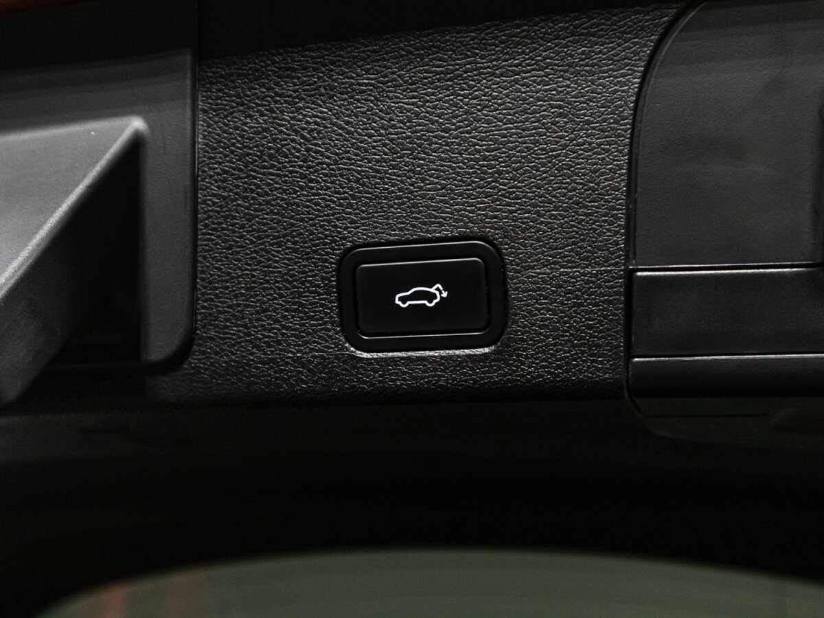 Geely Tugella, 2021 Фото №16