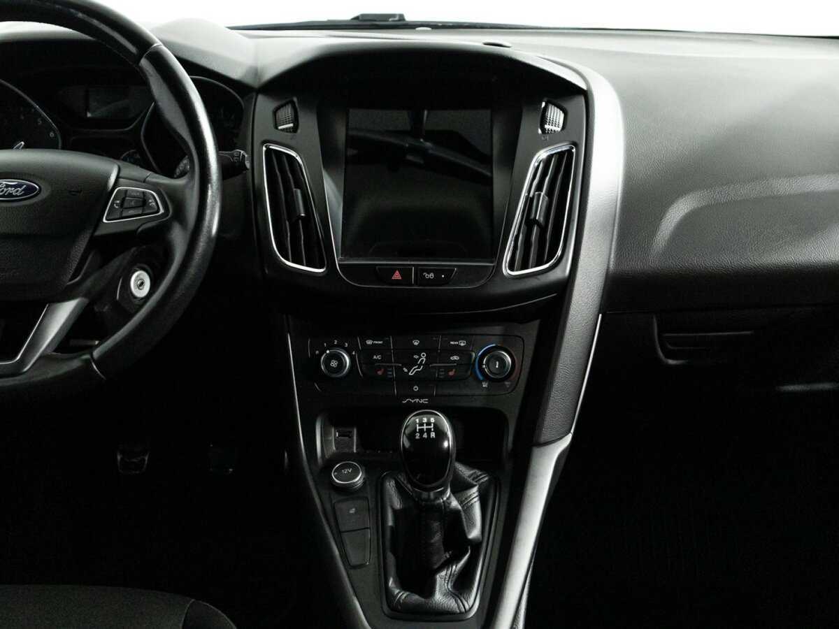 Ford Focus, 2018 Фото №14
