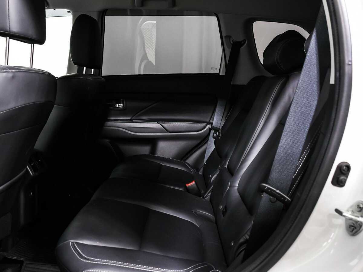 Mitsubishi Outlander, 2019 Фото №13