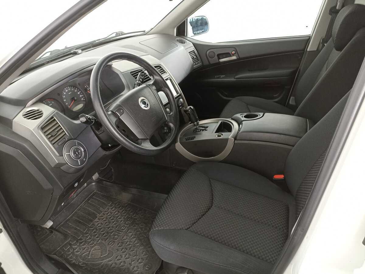 SsangYong Kyron 6-speed, 2013 Фото №16