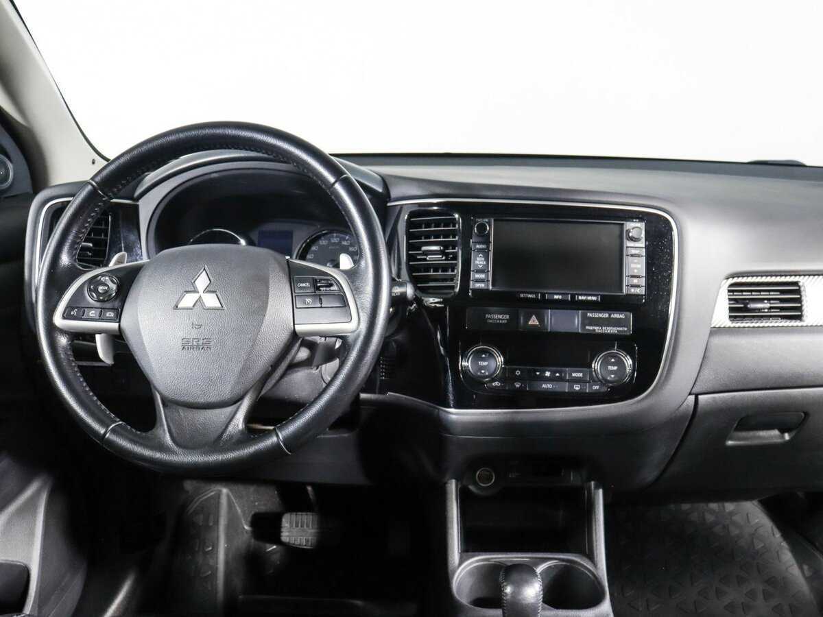 Mitsubishi Outlander, 2014 - 67 349 км. | Фото №6