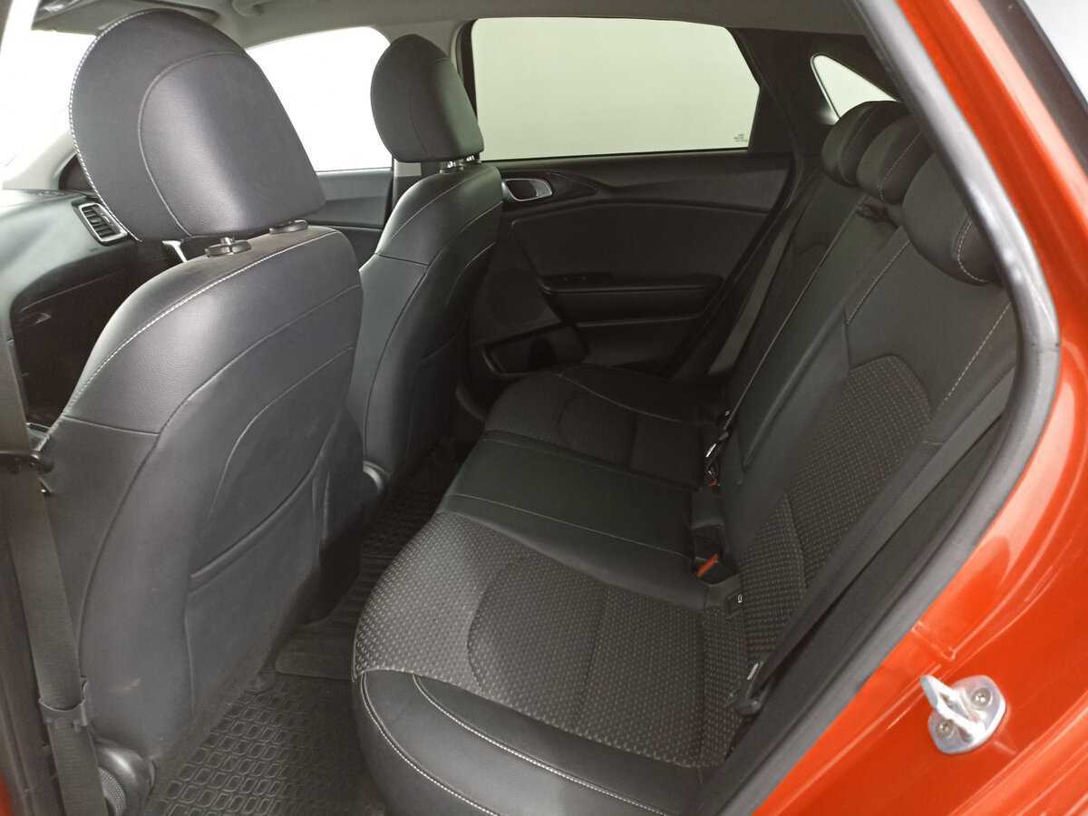 Kia Ceed, 2018 Фото №9