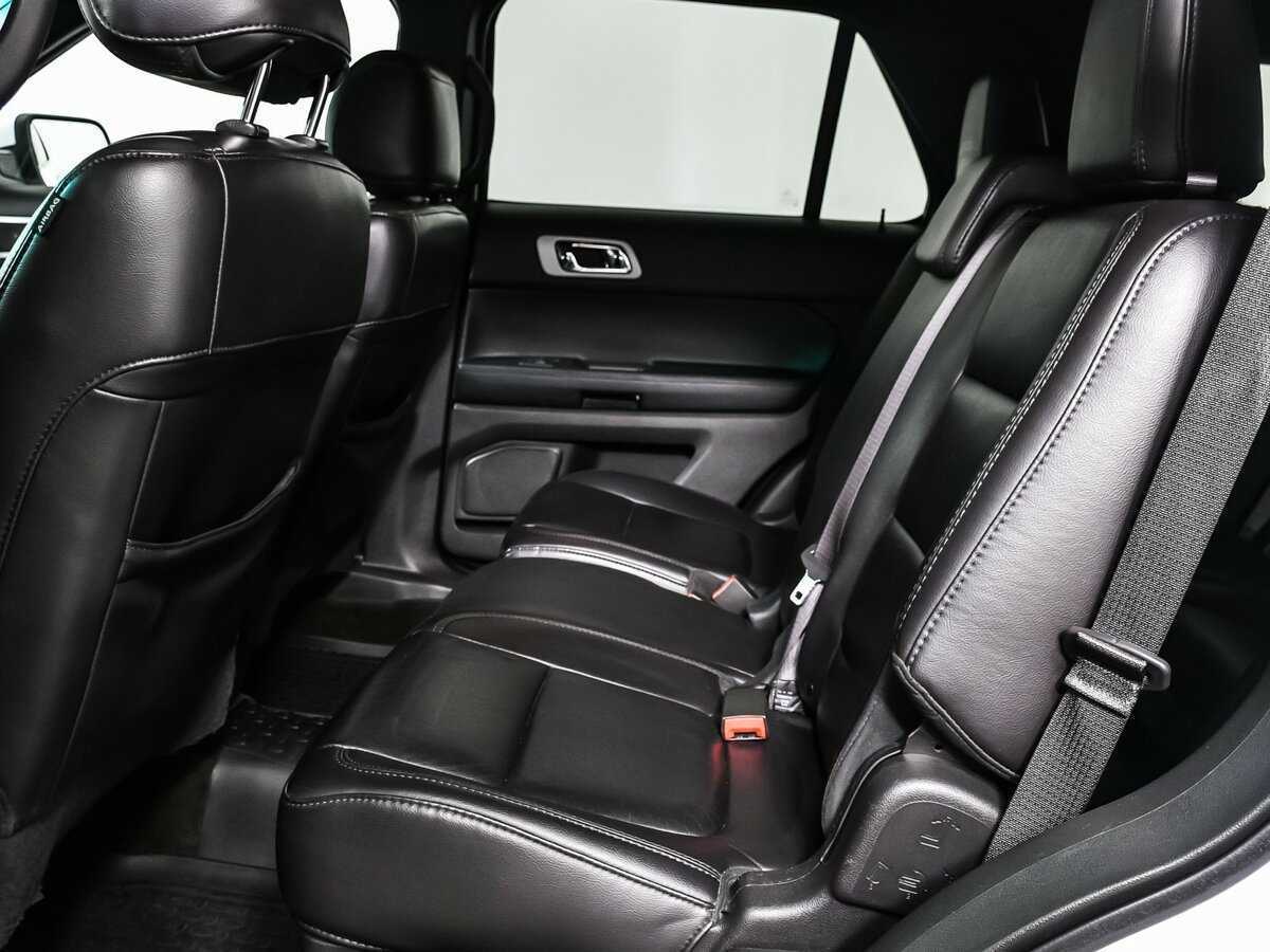 Ford Explorer, 2013 Фото №13