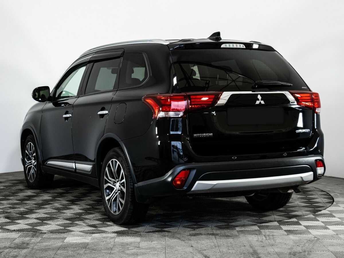 Mitsubishi Outlander, 2018 - 204 456 км. | Фото №6