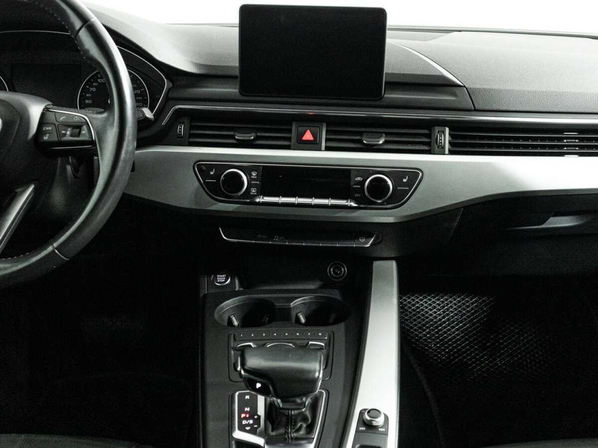 Audi A4, 2018 Фото №14
