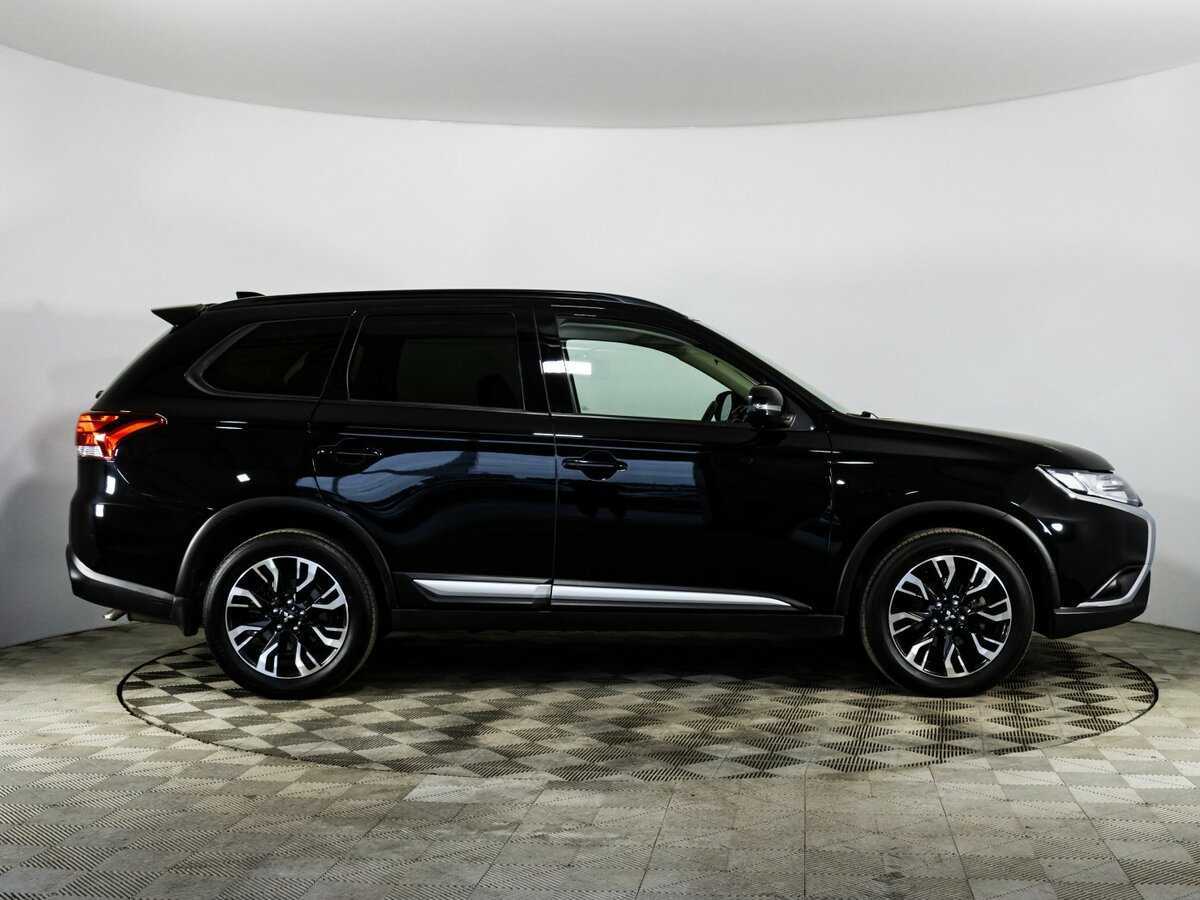 Mitsubishi Outlander, 2021 - 93 020 км. | Фото №4