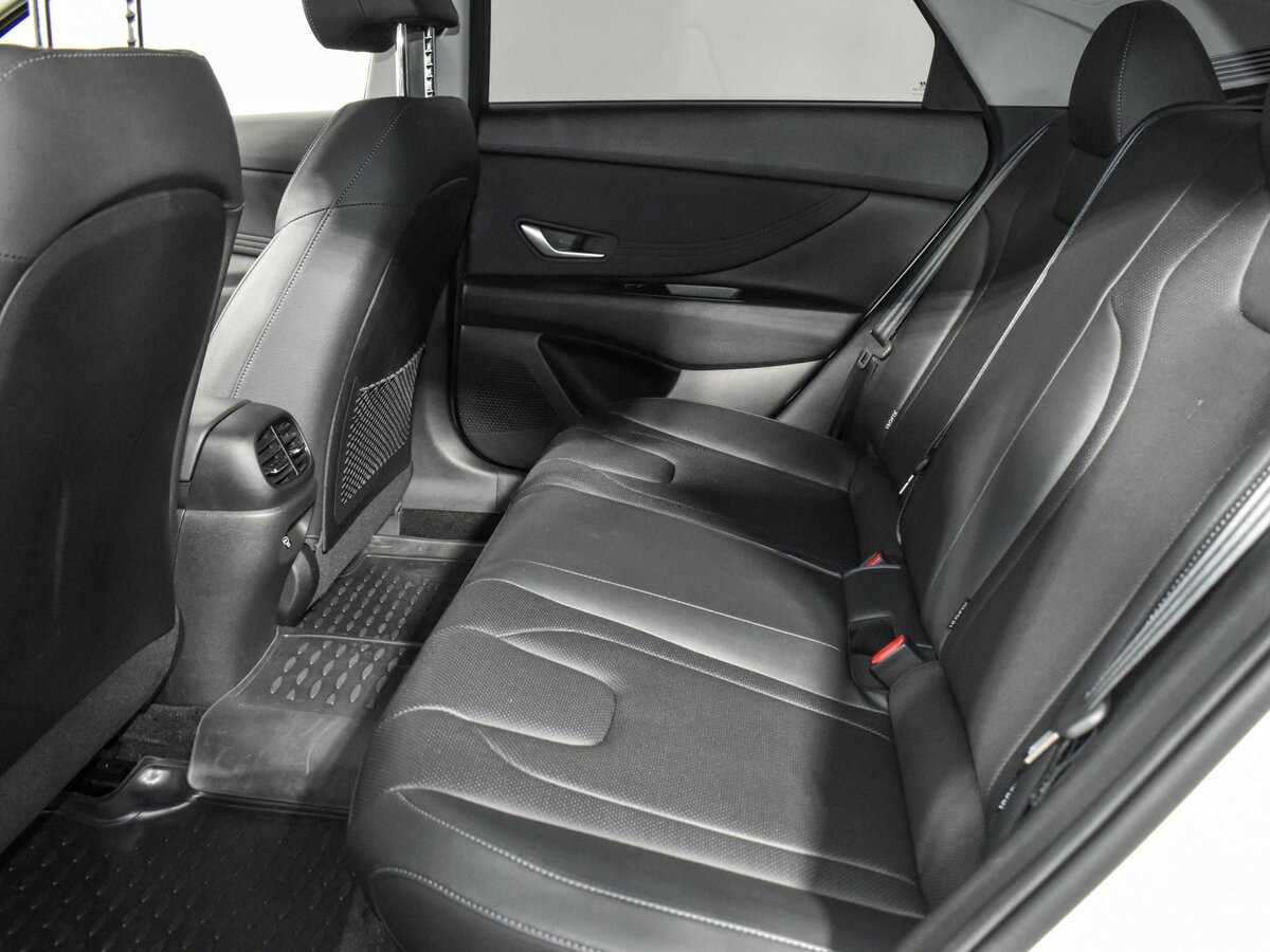 Hyundai Elantra, 2023 Фото №14