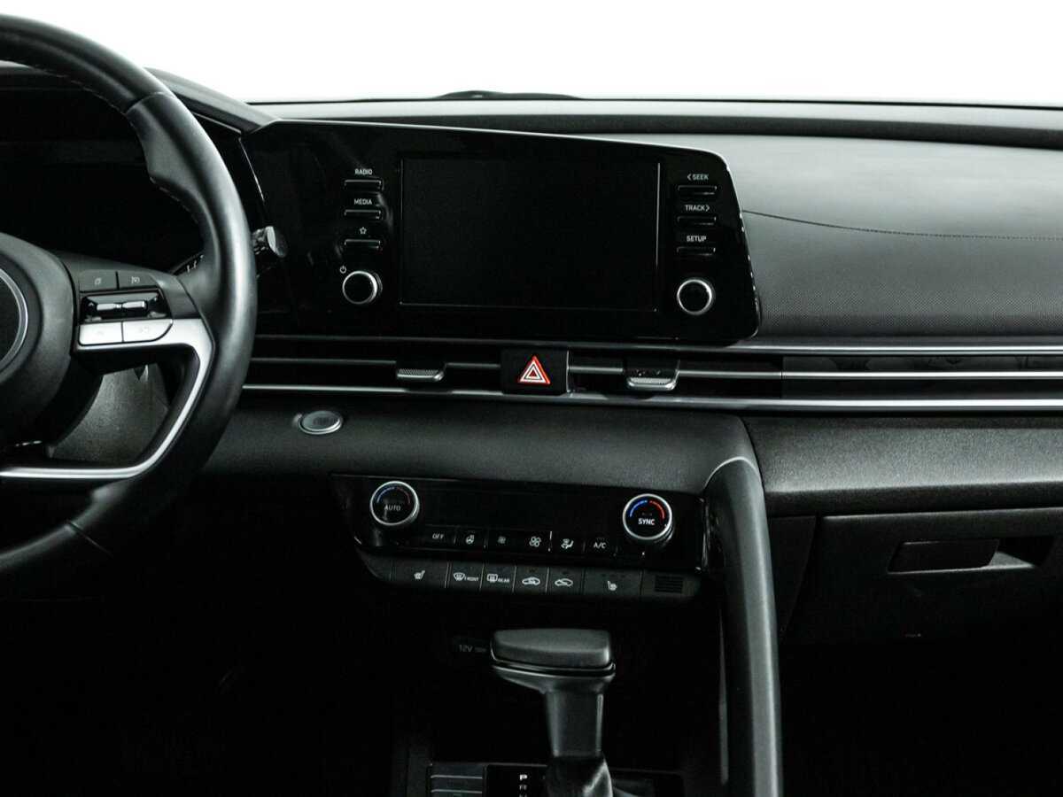 Hyundai Elantra, 2021 Фото №14