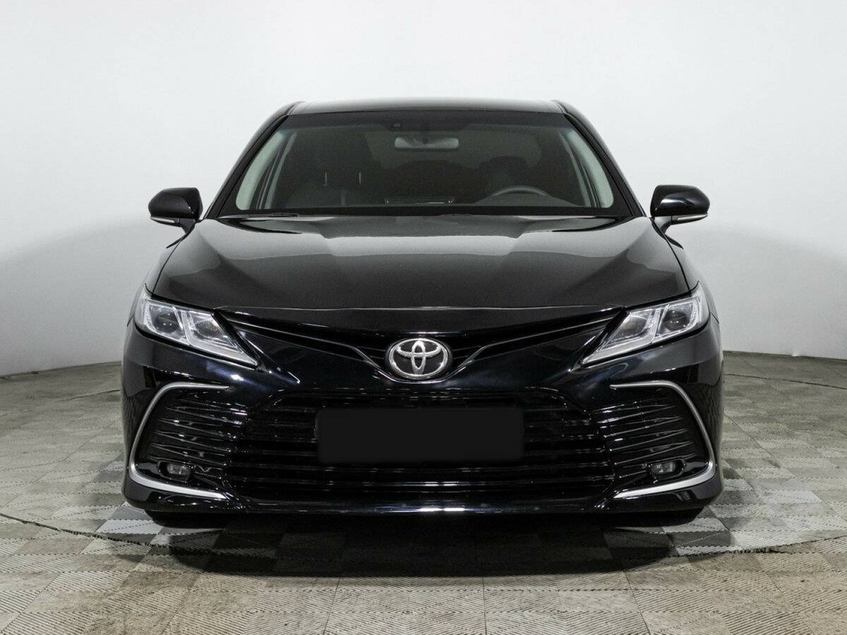 Toyota Camry, 2021 - 93 450 км. | Фото №2