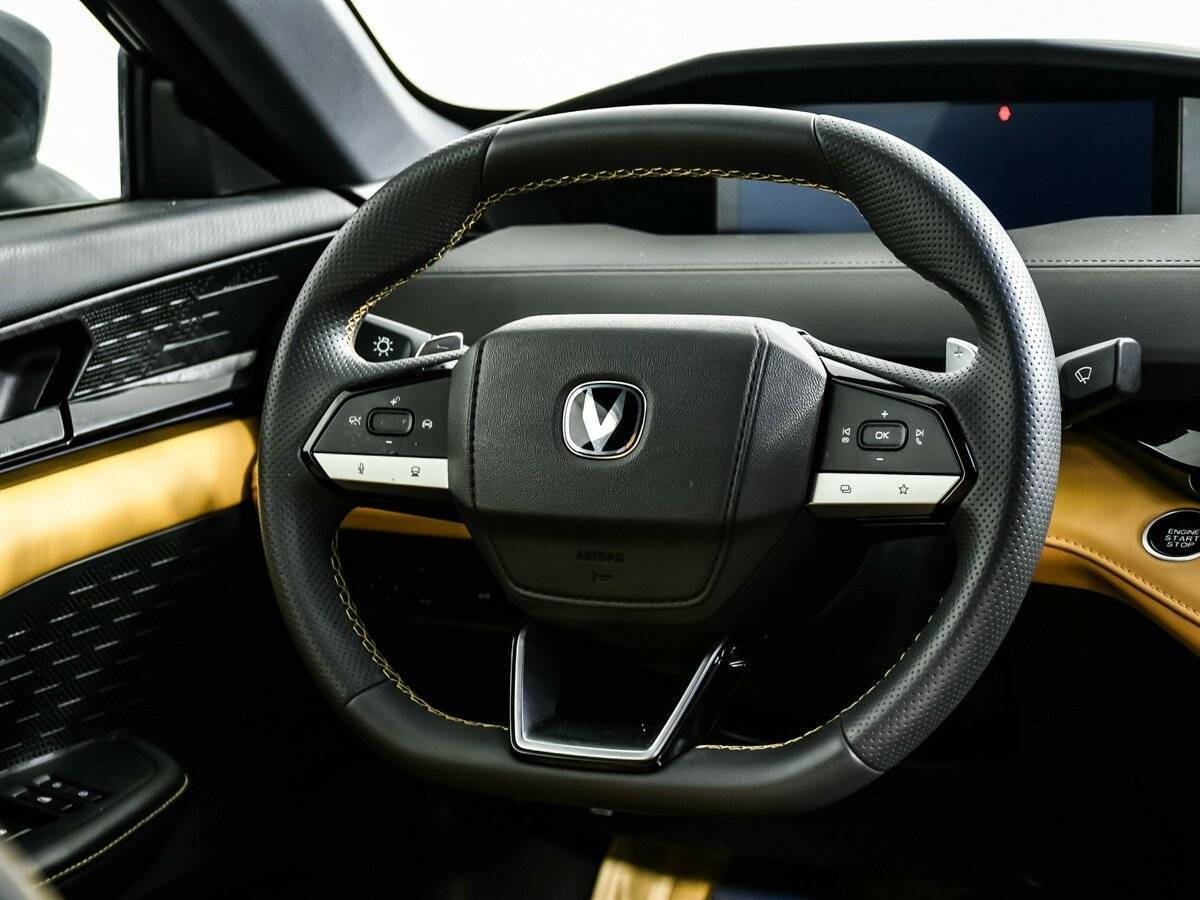 Changan UNI-V, 2022 Фото №15