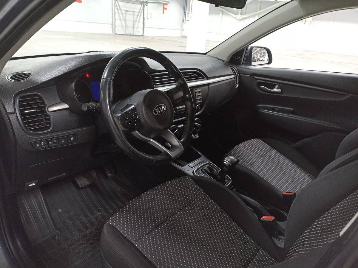 Kia Rio, 2018 Фото №16