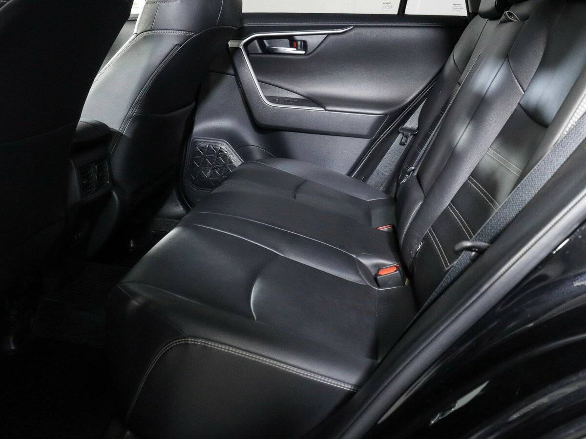 Toyota RAV4, 2020 - 60 000 км. | Фото №7