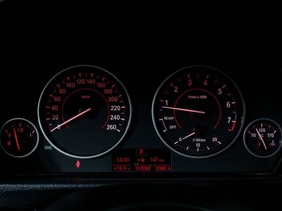 BMW 3 серии 320i xDrive, 2016 Фото №9