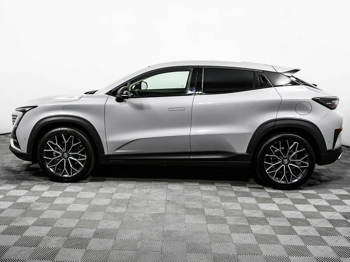 Changan UNI-T, 2023 Фото №8