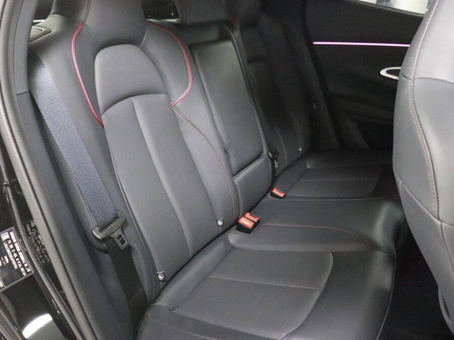 Changan UNI-T, 2023 Фото №9