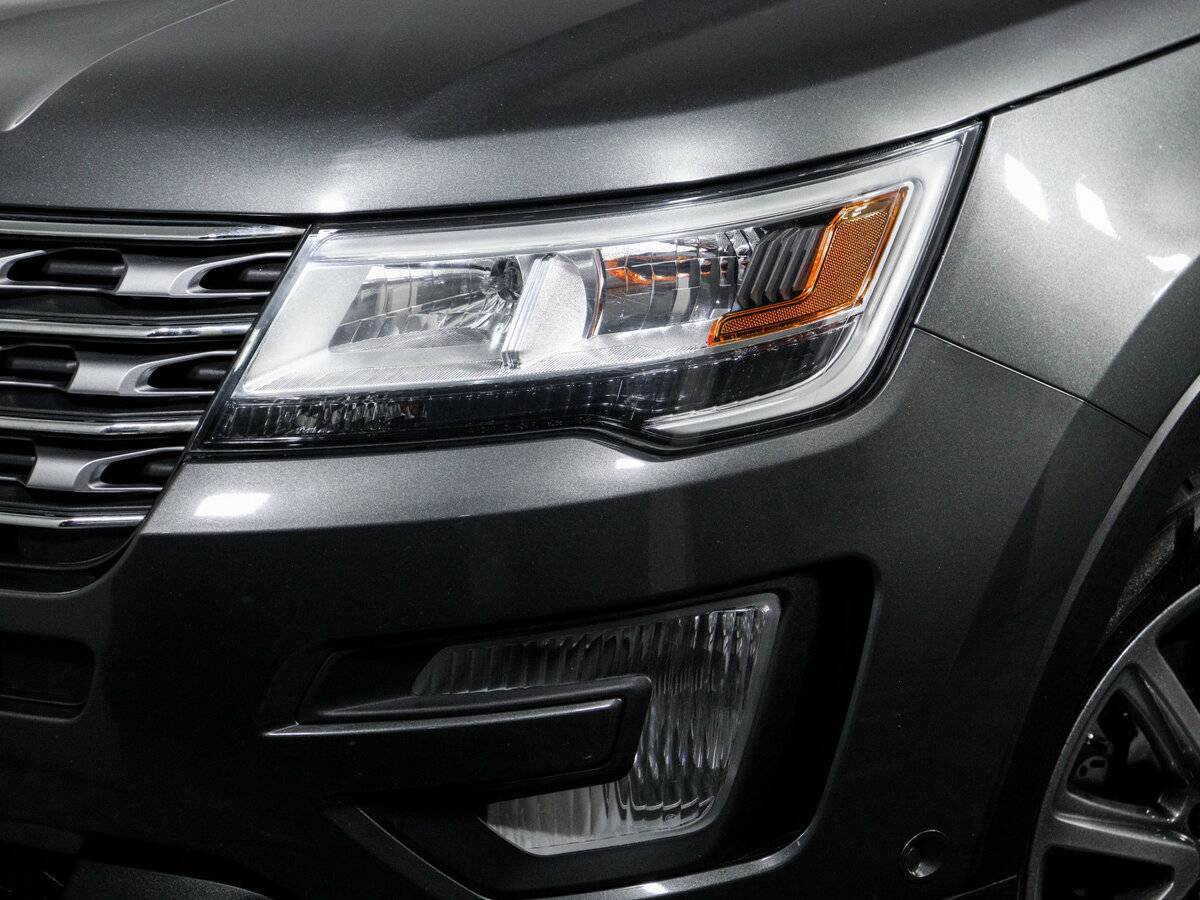 Ford Explorer, 2017 Фото №16