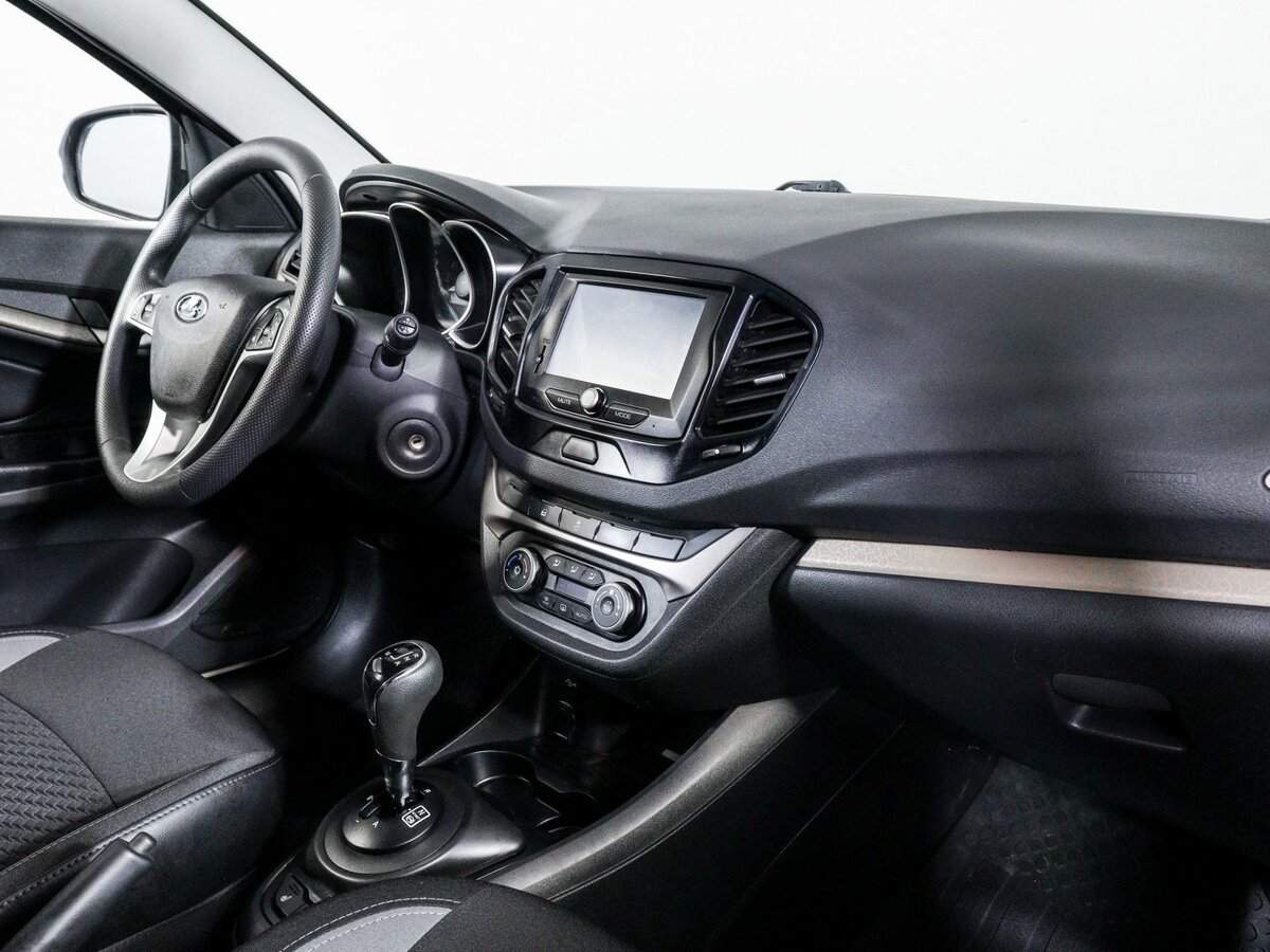 Lada (ВАЗ) Vesta SW, 2018 Фото №8