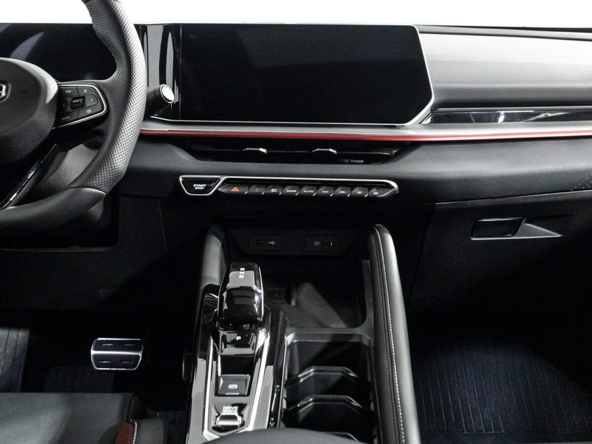 Geely Coolray, 2023 Фото №14