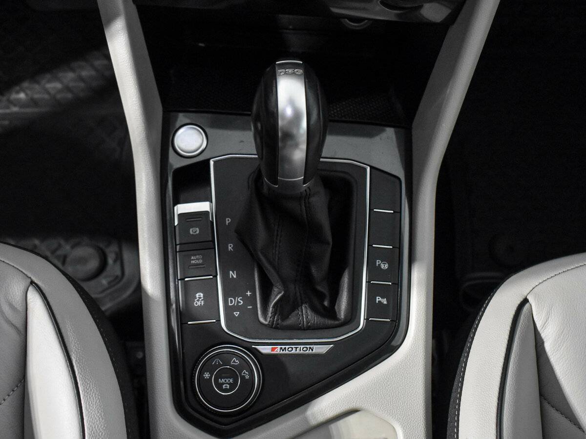 Volkswagen Tiguan, 2017 Фото №15