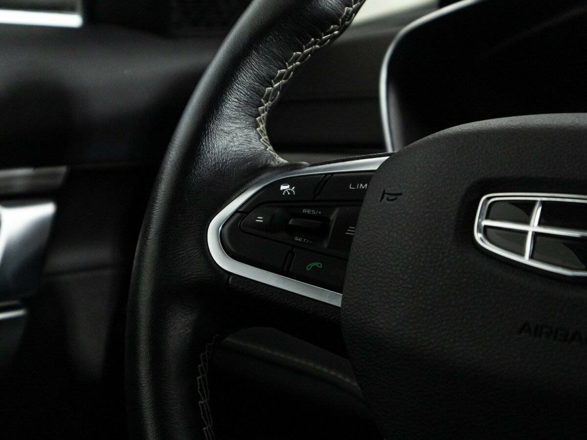 Geely Atlas Pro, 2021 Фото №23