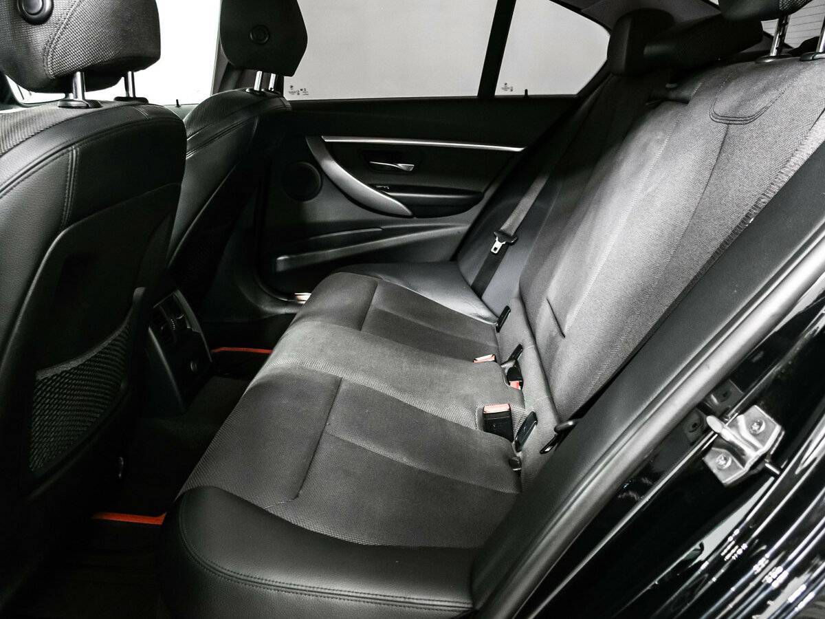 BMW 3 серии 320d xDrive, 2017 Фото №12