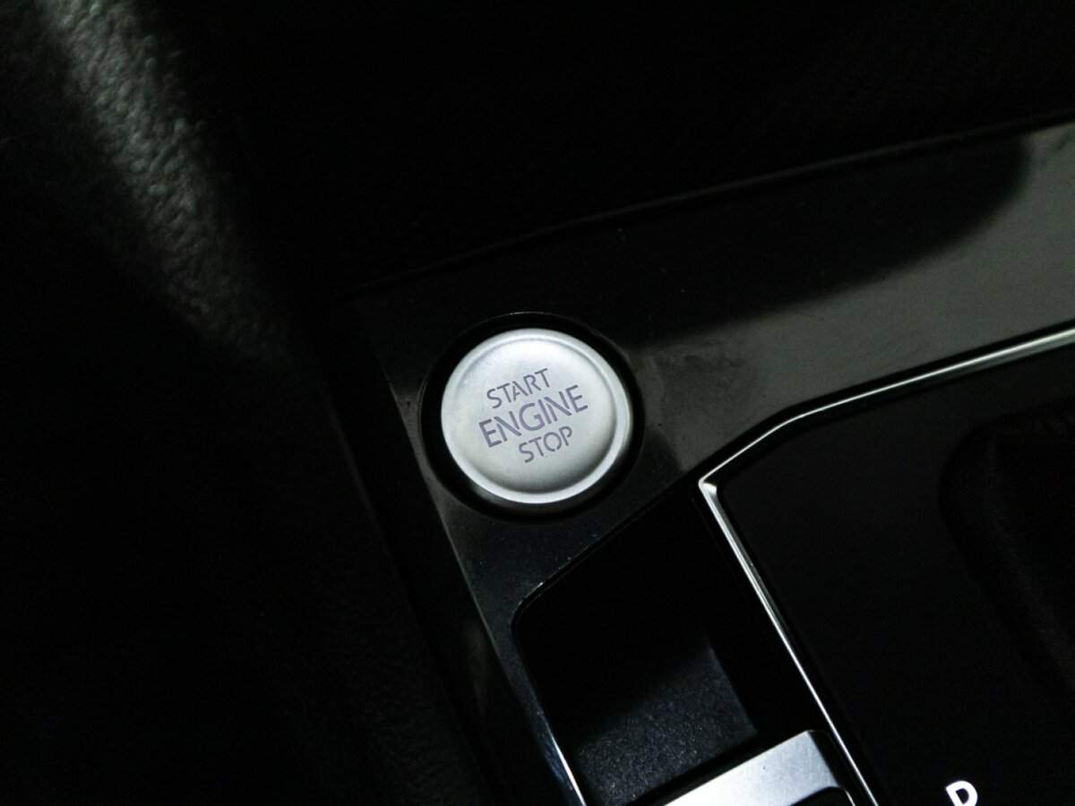 Volkswagen Tiguan, 2019 Фото №19