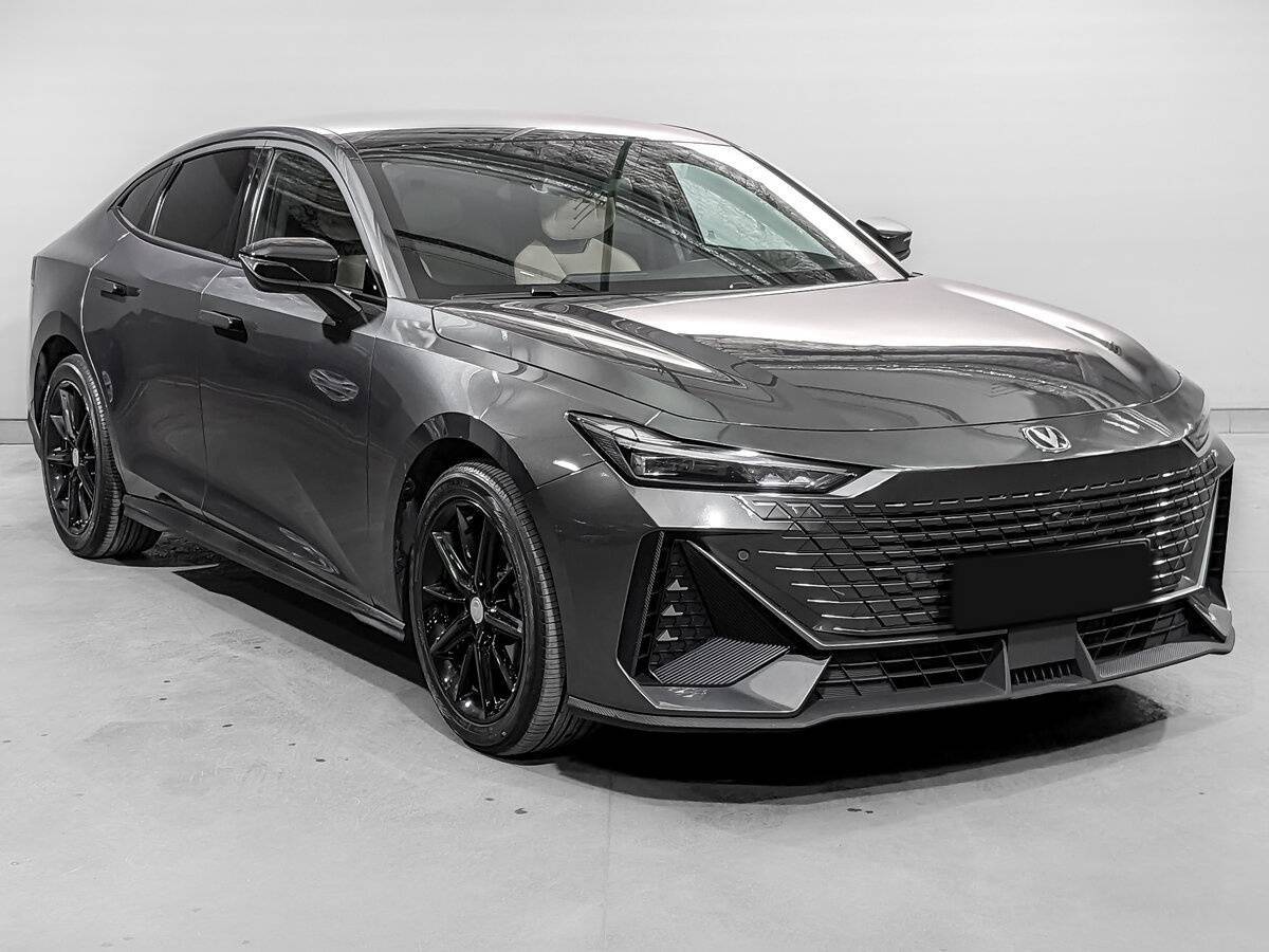 Changan UNI-V, 2023 Фото №3