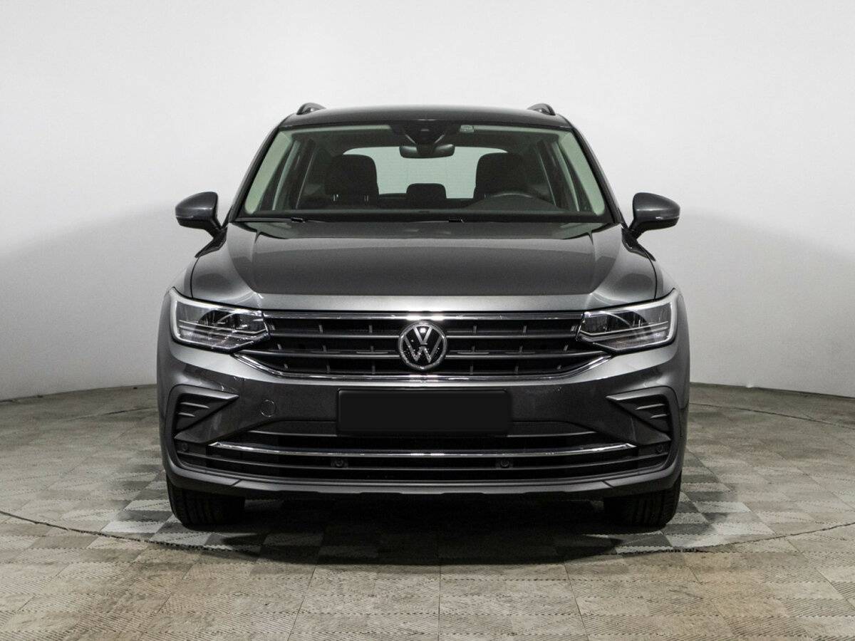 Volkswagen Tiguan, 2021 - 32 792 км. | Фото №2