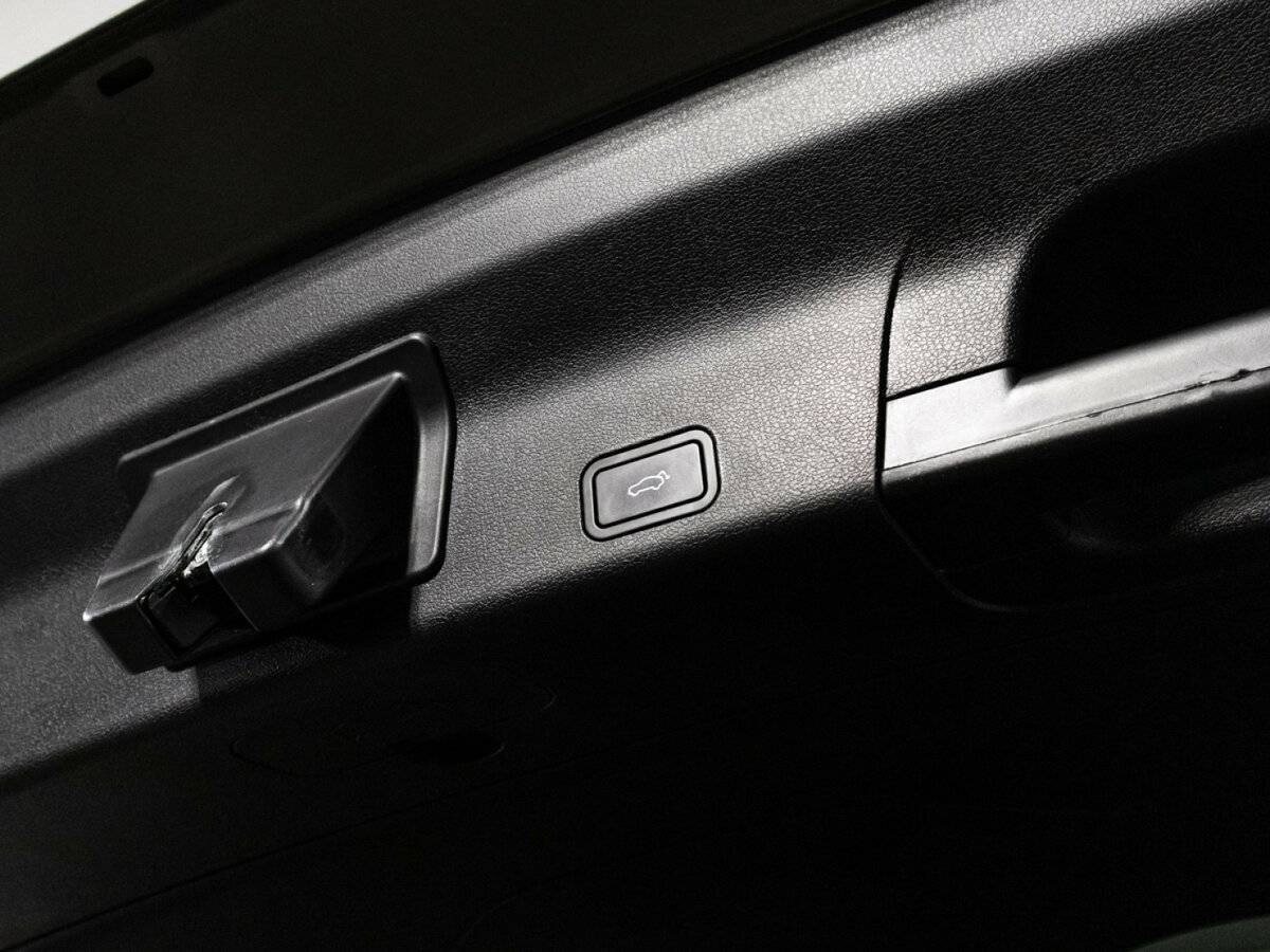 Geely Atlas Pro, 2022 Фото №15