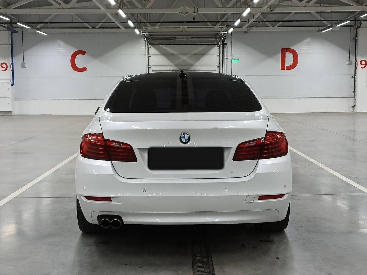 BMW 5 серии 525d xDrive, 2015 Фото №6