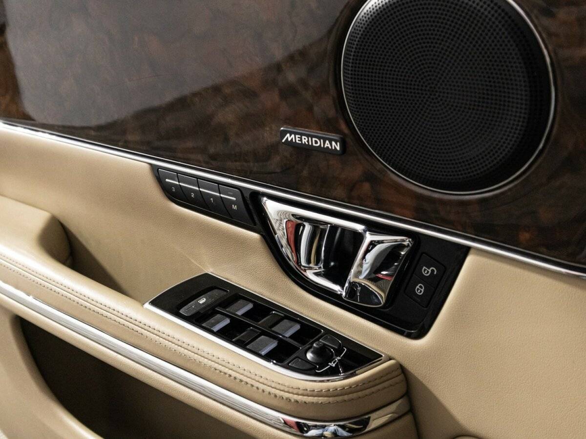 Jaguar XJ, 2014 Фото №19