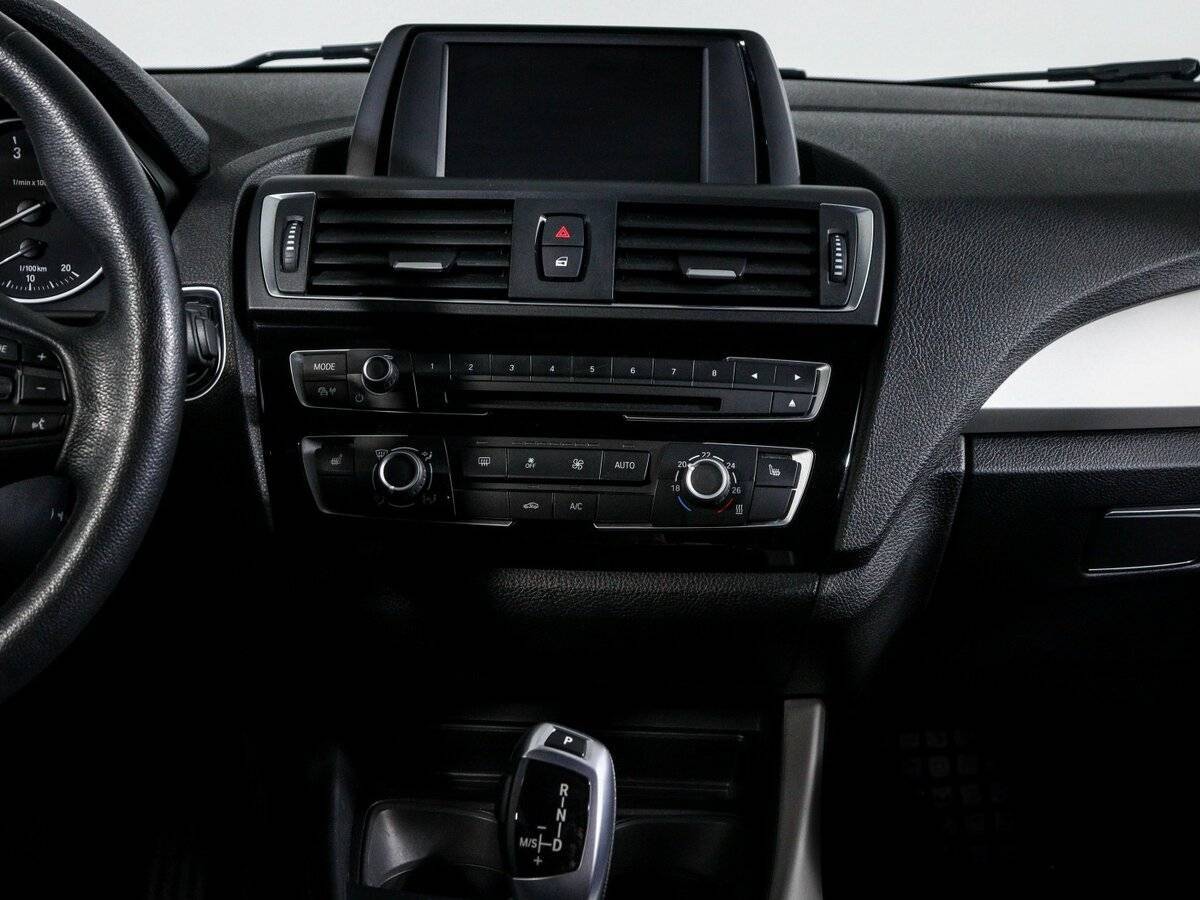 BMW 1 серии 118i, 2017 Фото №13