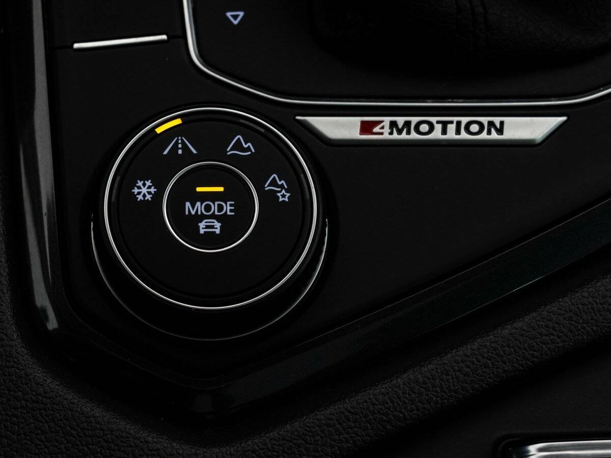 Volkswagen Tiguan, 2017 Фото №15