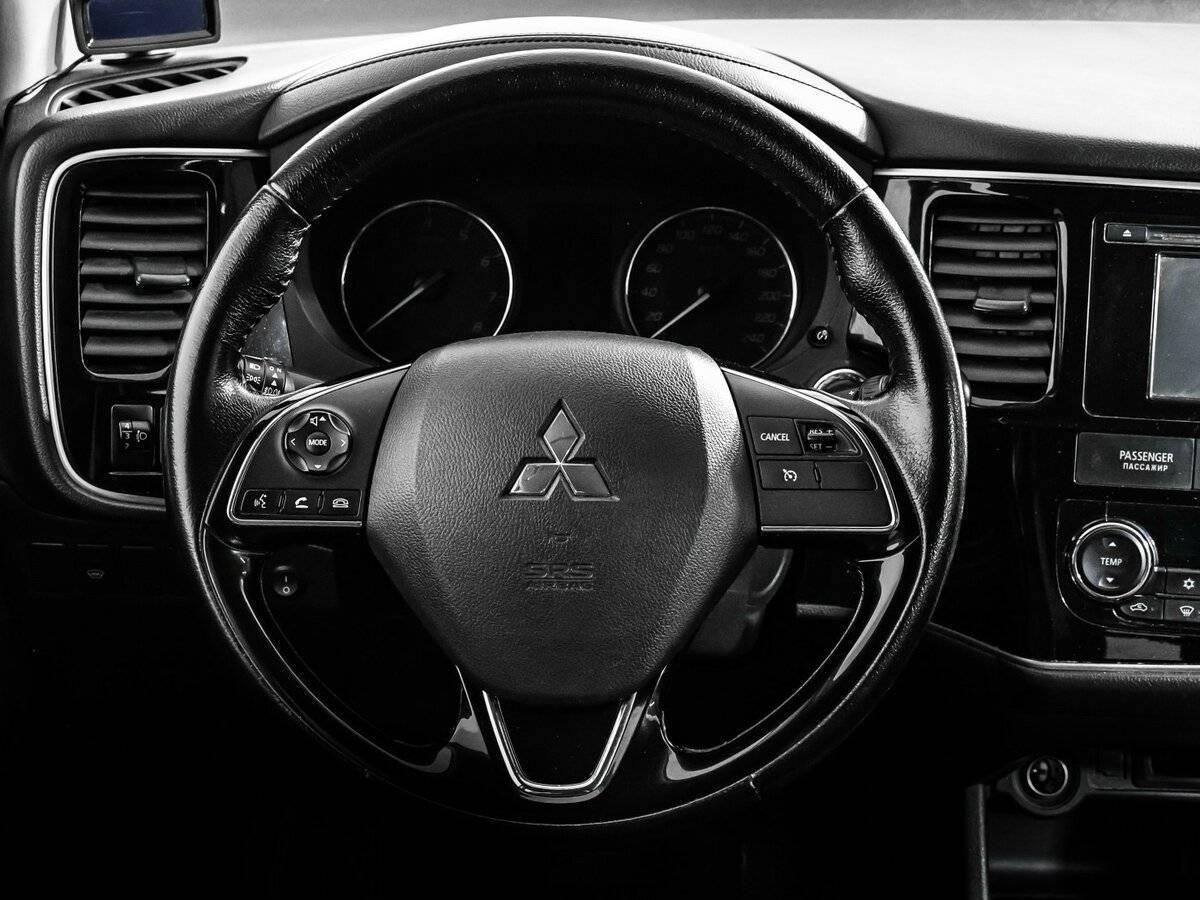 Mitsubishi Outlander, 2015 Фото №12