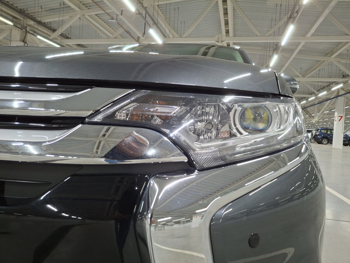 Mitsubishi Outlander III Рестайлинг 2, 2016 Фото №16